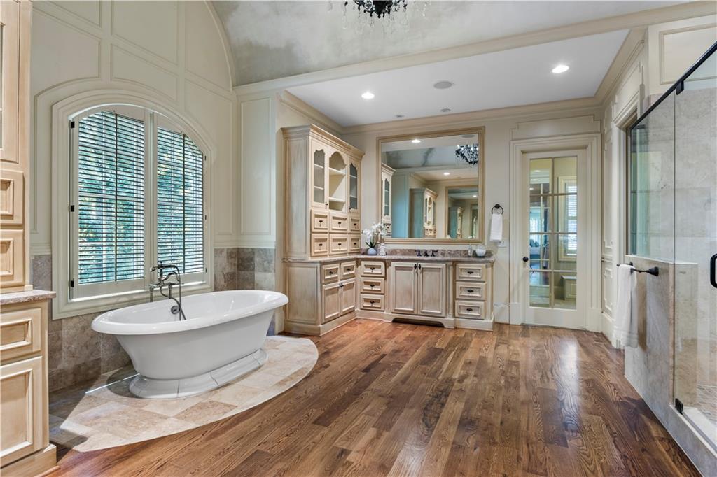 471 Tam Oshanter Drive SE