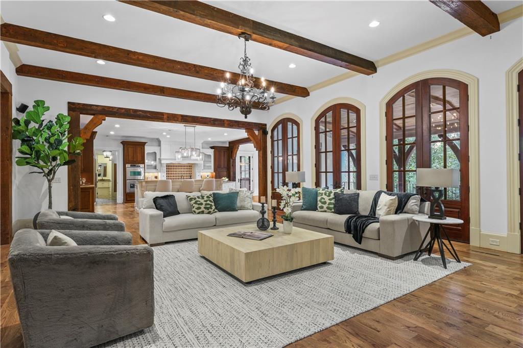 471 Tam Oshanter Drive SE