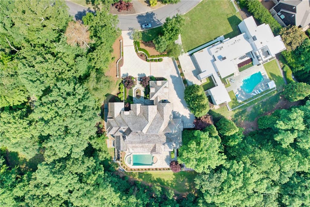 471 Tam Oshanter Drive SE