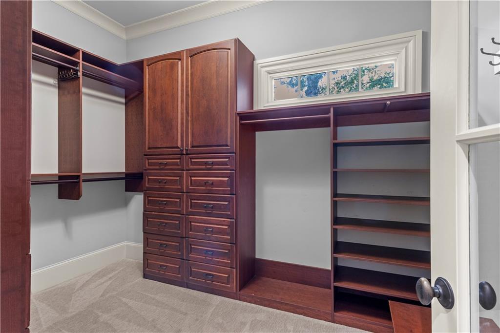 471 Tam Oshanter Drive SE