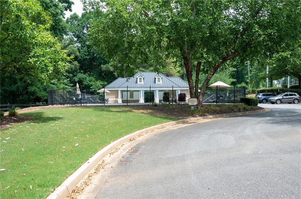 4020 Oak Laurel Way