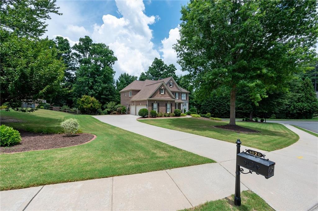 4020 Oak Laurel Way