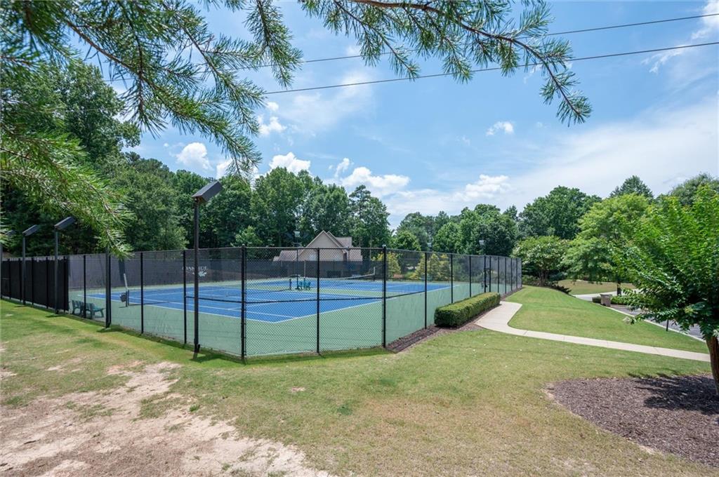 4020 Oak Laurel Way