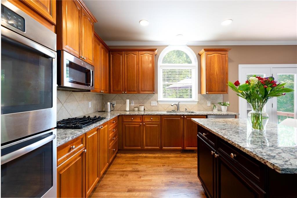 4020 Oak Laurel Way