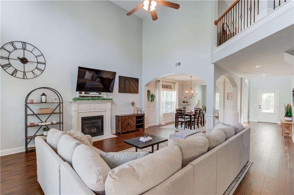 4282 CREEKRUN Circle