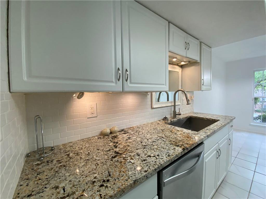618 Garden Walk Drive