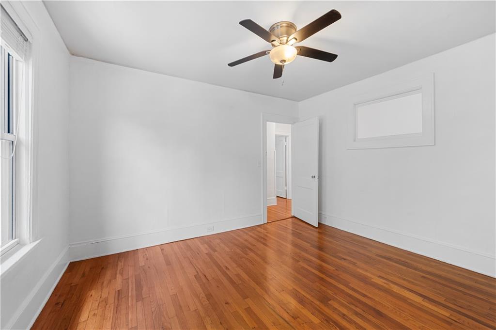 716 Lakeview Avenue NE Unit 4
