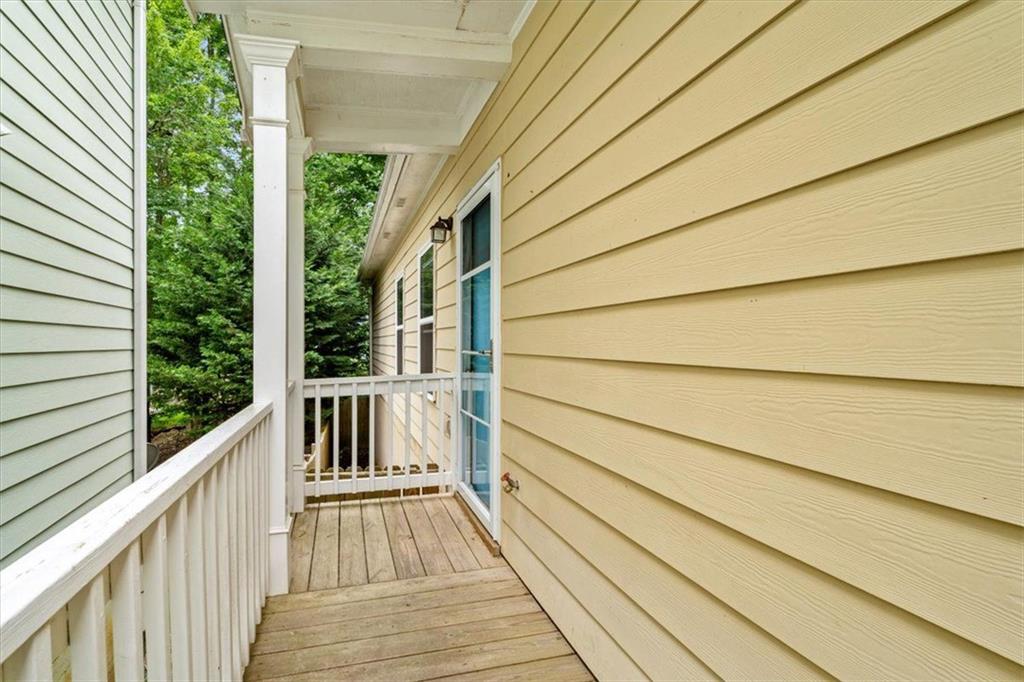 138 HOOD PARK Drive
