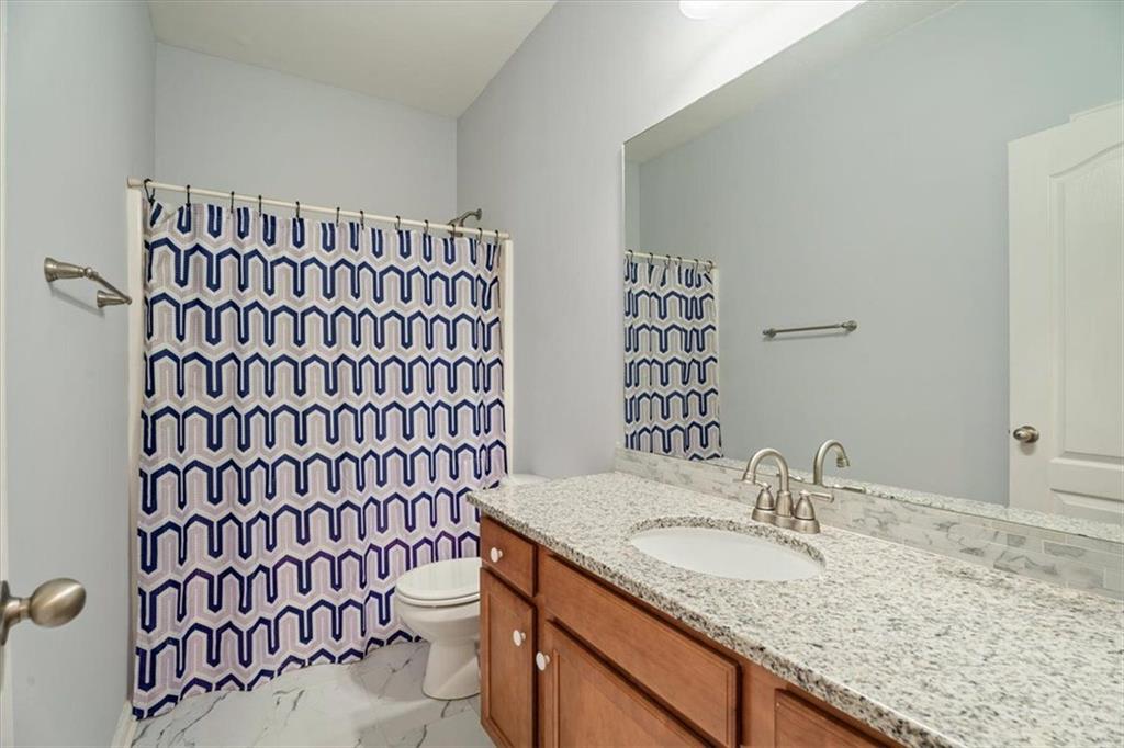 138 HOOD PARK Drive