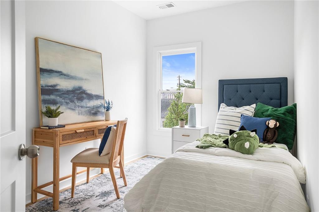 585 Federal Terrace SE