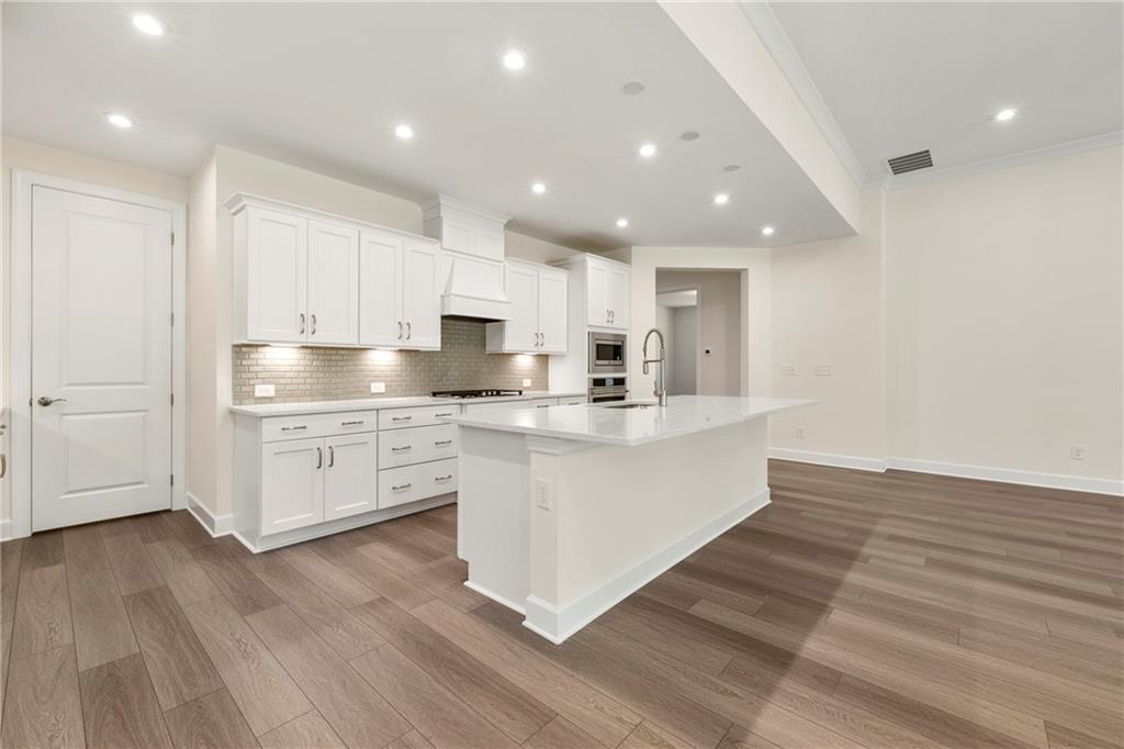 284 Geneva Way