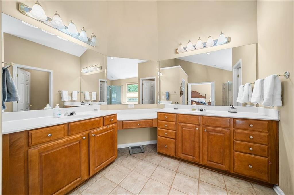 2757 Stockbridge Way