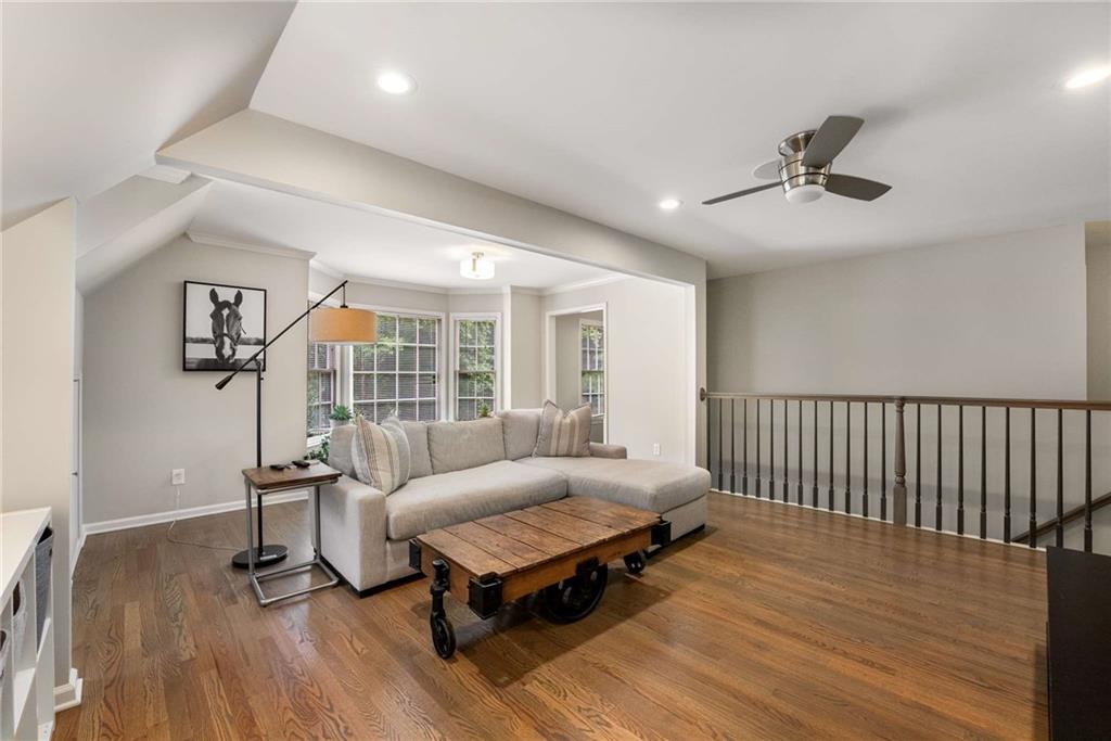 305 Highlands Trace