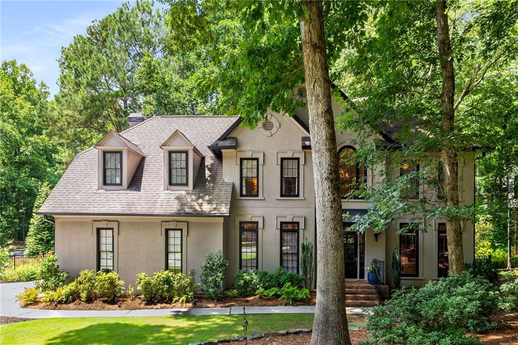 305 Highlands Trace
