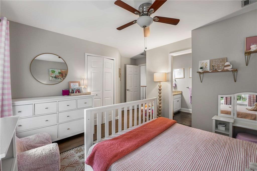 305 Highlands Trace