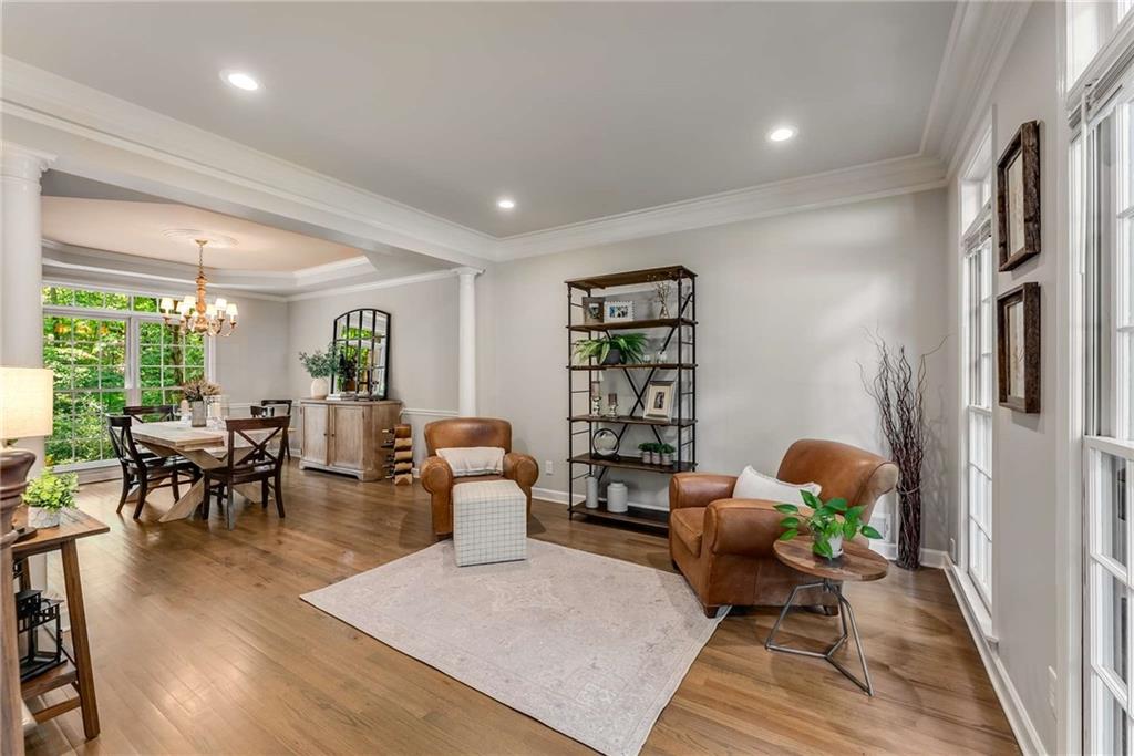 305 Highlands Trace