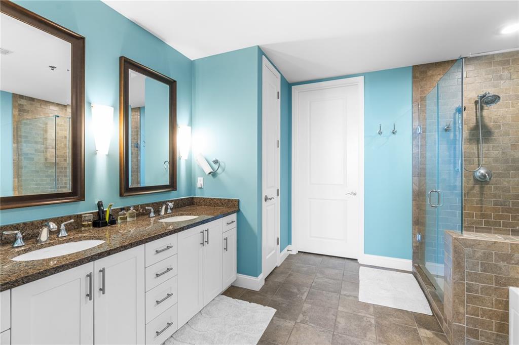 270 17th Street NW Unit 2304