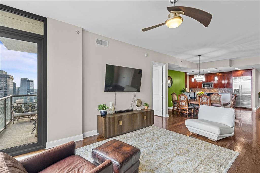 270 17th Street NW Unit 2304