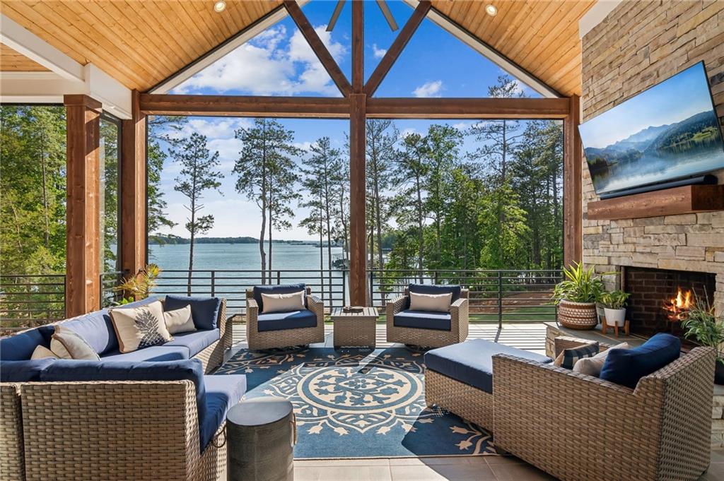 5459 Mayflower Court