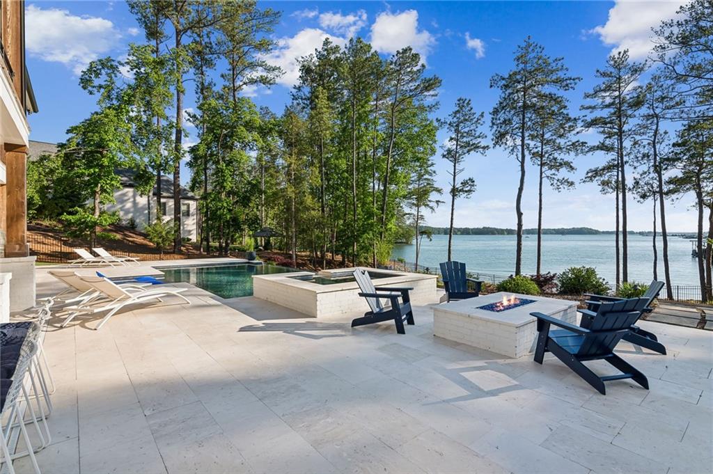 5459 Mayflower Court