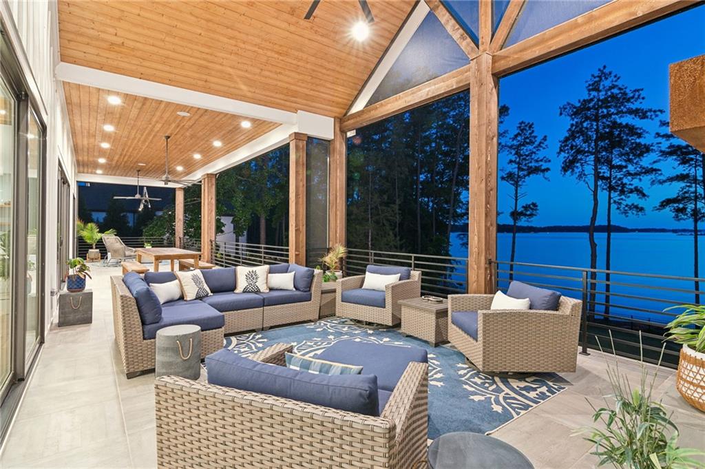 5459 Mayflower Court