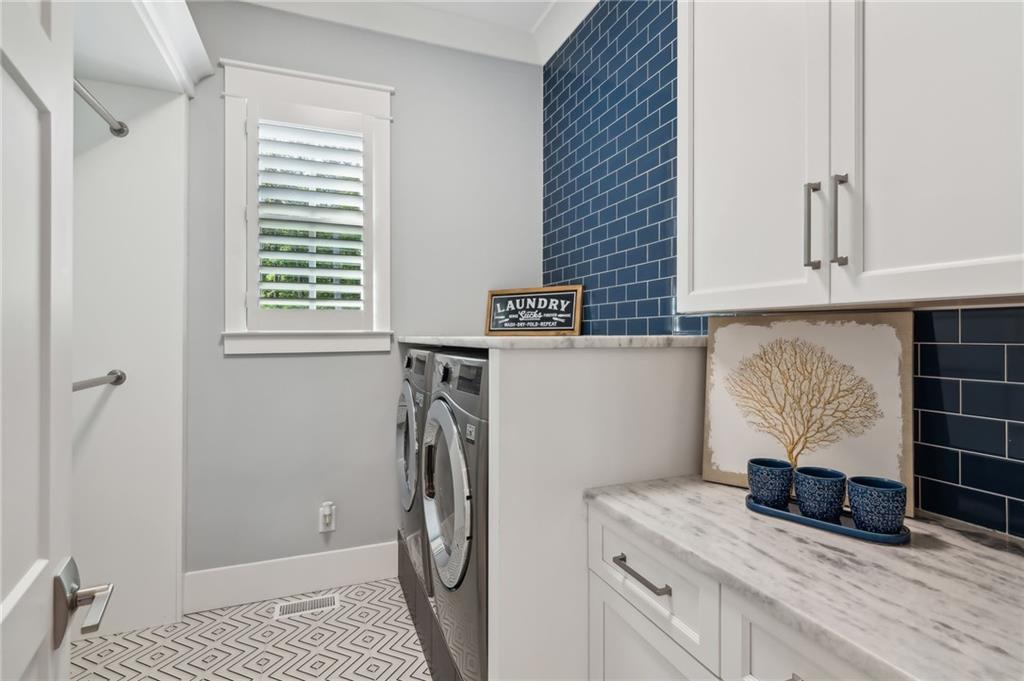 5459 Mayflower Court