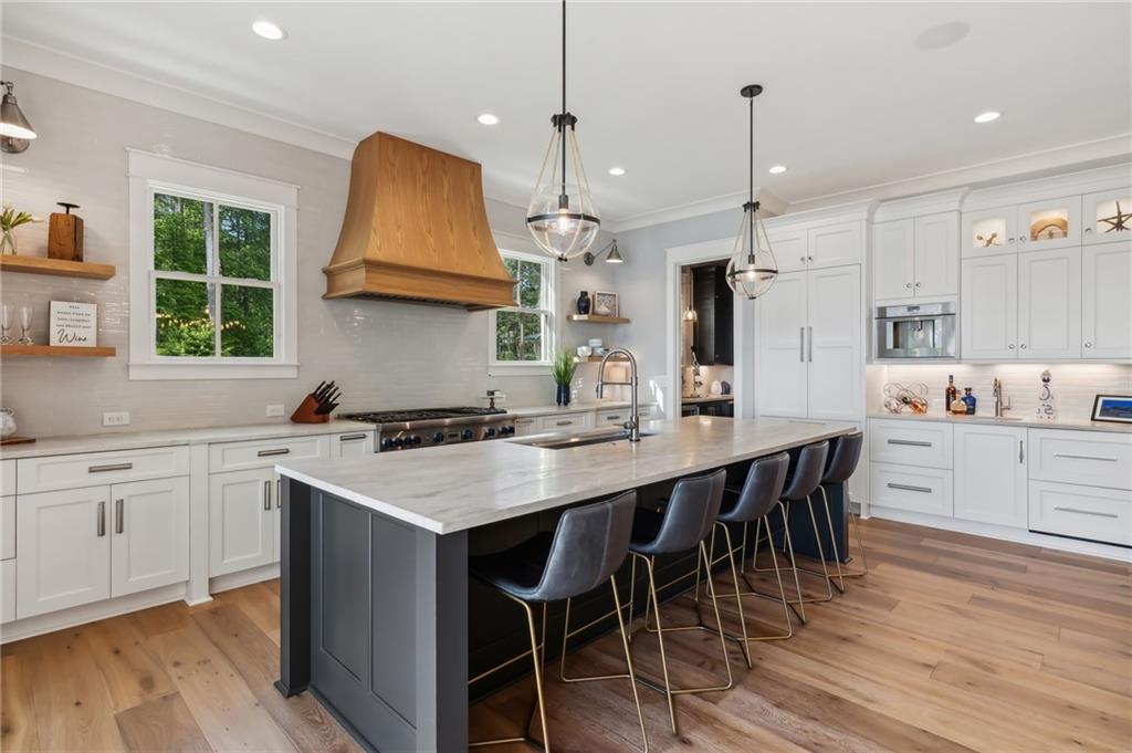 5459 Mayflower Court