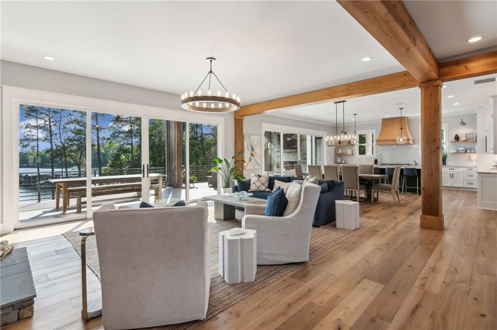 5459 Mayflower Court