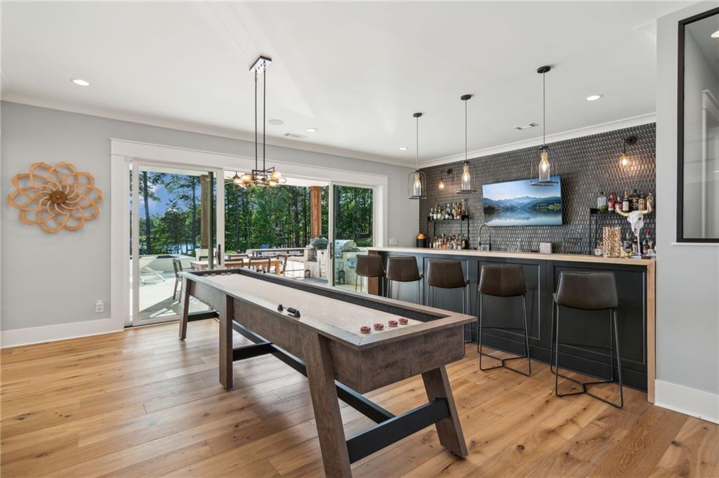 5459 Mayflower Court