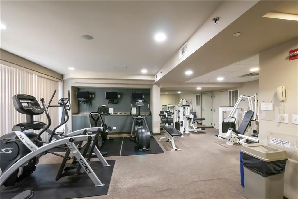 2626 Peachtree Road NW Unit 901