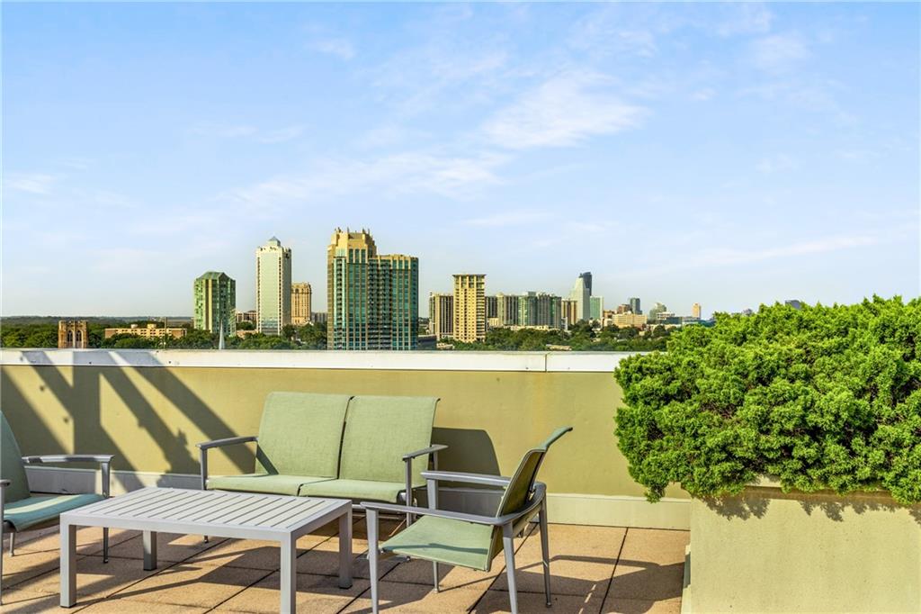 2626 Peachtree Road NW Unit 901