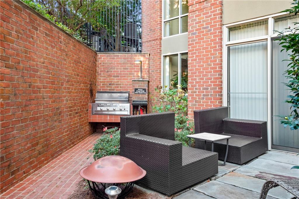 2626 Peachtree Road NW Unit 901