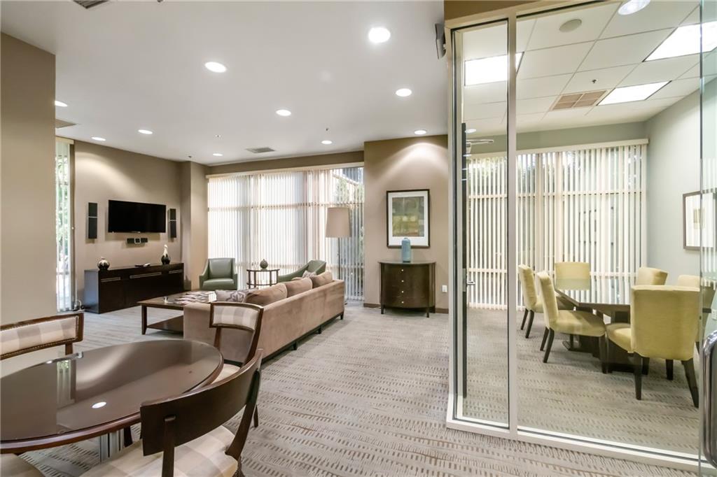2626 Peachtree Road NW Unit 901