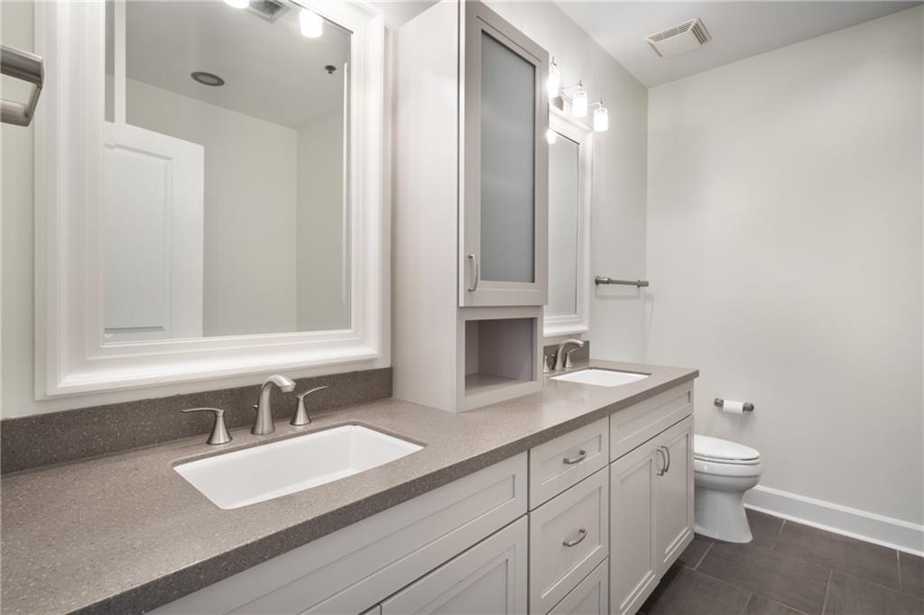 2626 Peachtree Road NW Unit 901