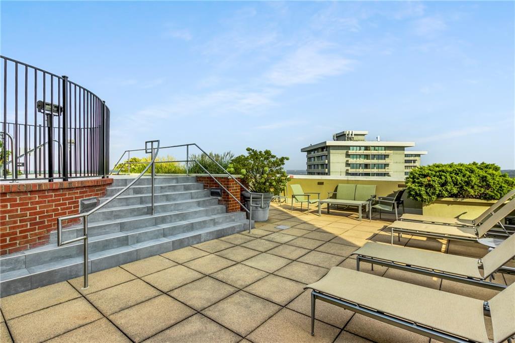 2626 Peachtree Road NW Unit 901