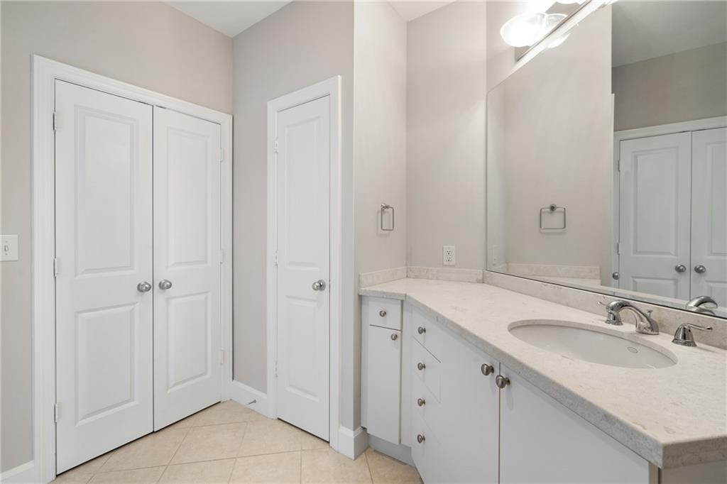 2626 Peachtree Road NW Unit 901
