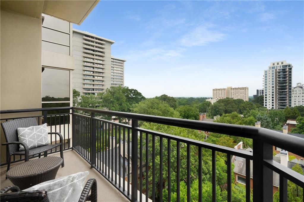 2626 Peachtree Road NW Unit 901