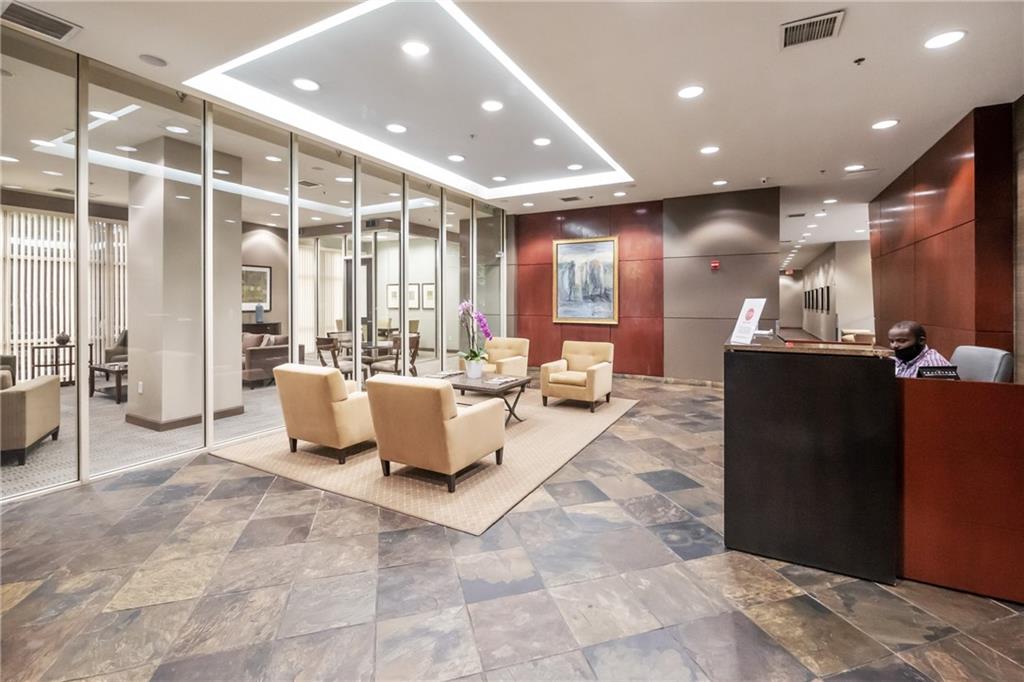 2626 Peachtree Road NW Unit 901