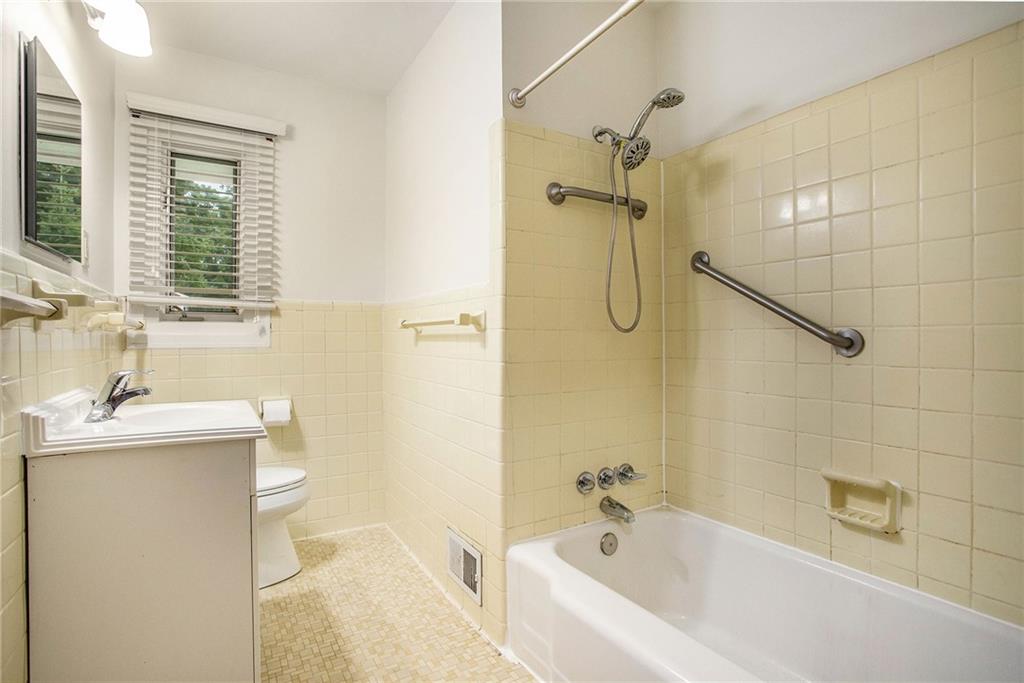 484 Polk Street
