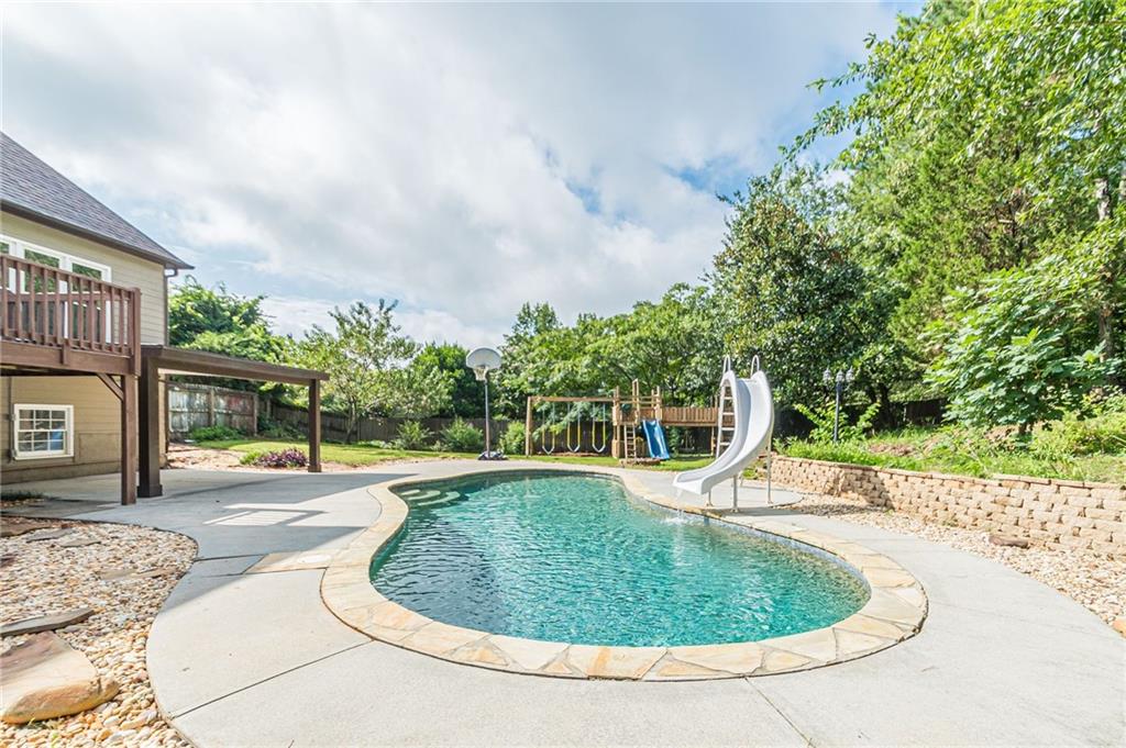 1015 Windhaven Drive