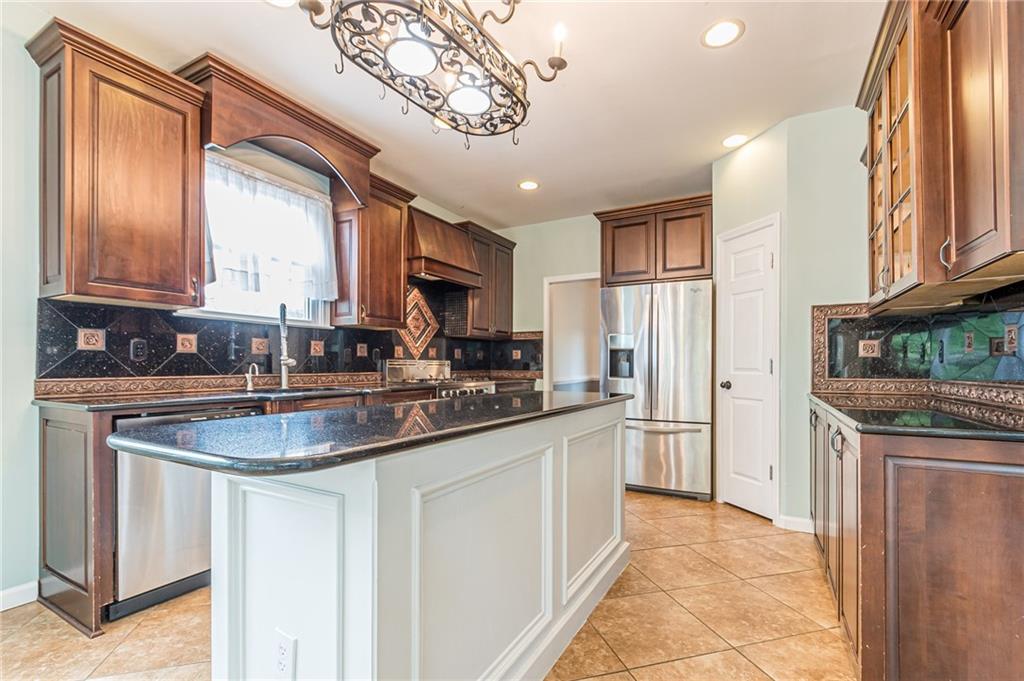 1015 Windhaven Drive