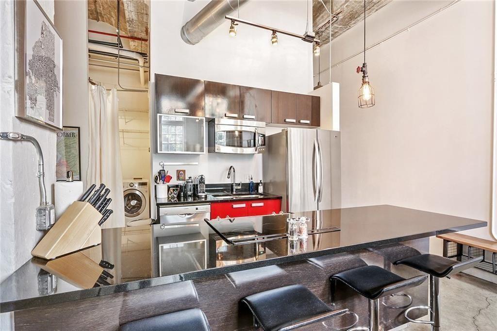 650 Glen Iris Drive NE Unit 19