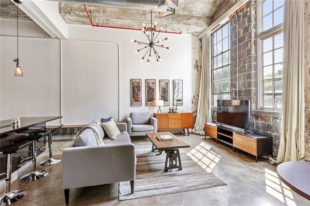 650 Glen Iris Drive NE Unit 19