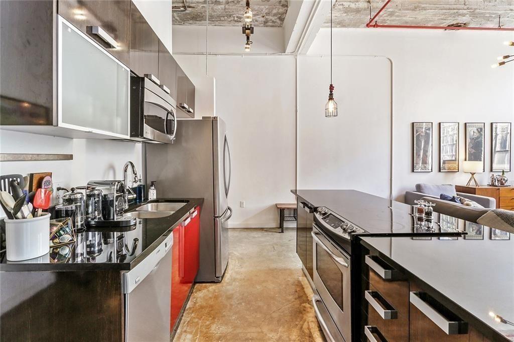 650 Glen Iris Drive NE Unit 19