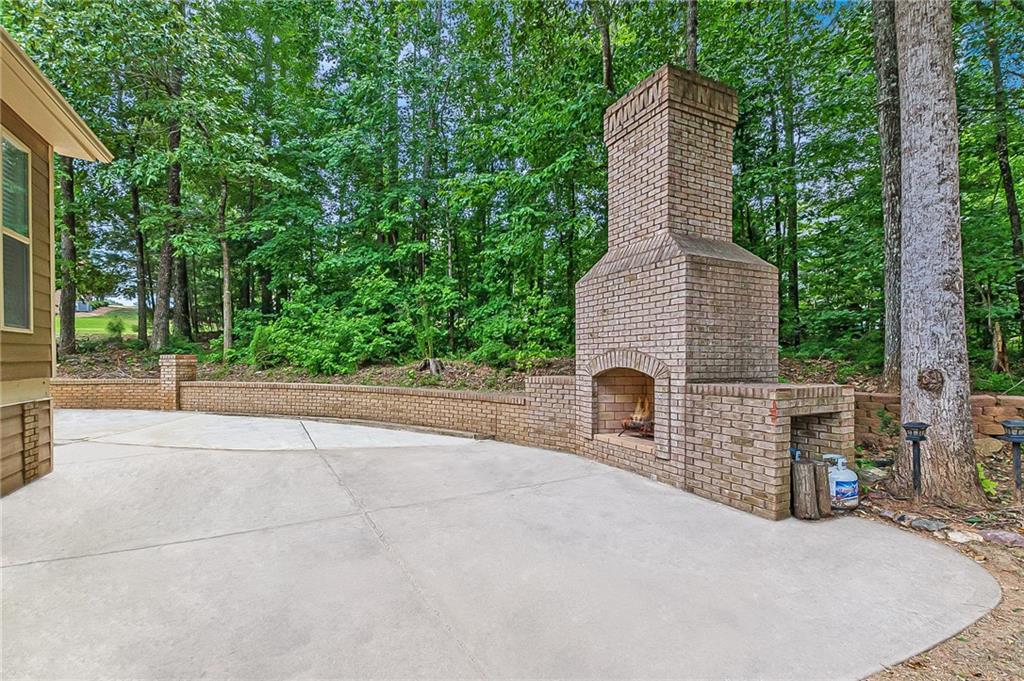 5816 Larch Lane