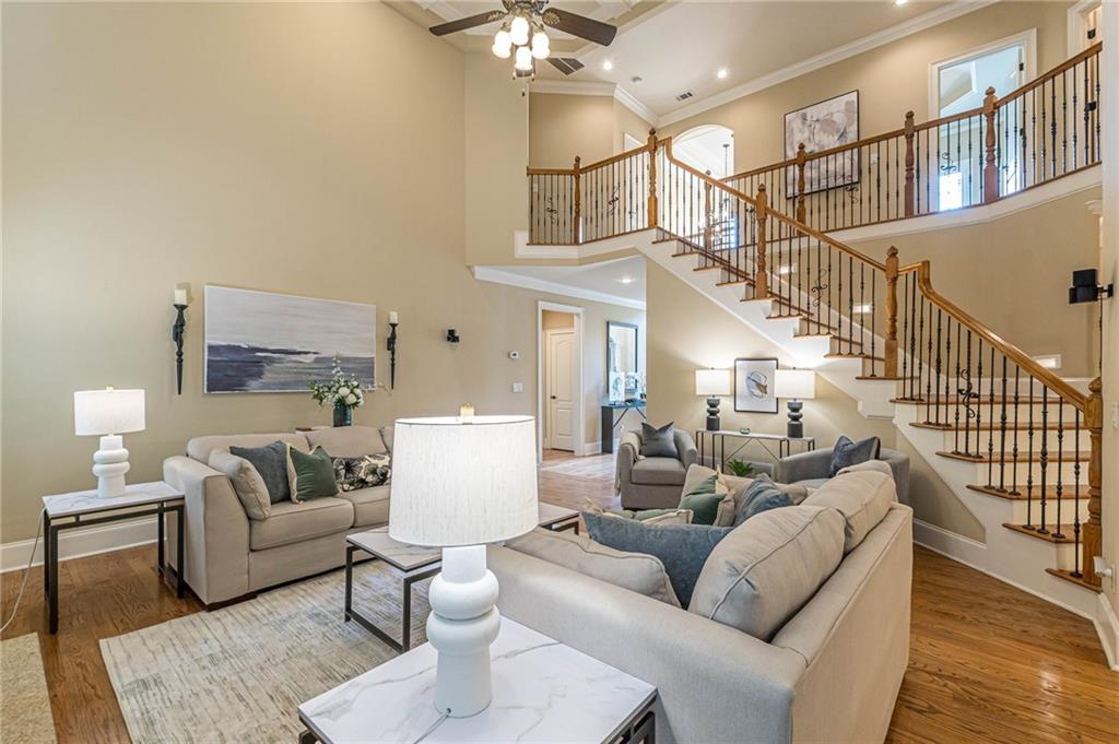 5816 Larch Lane