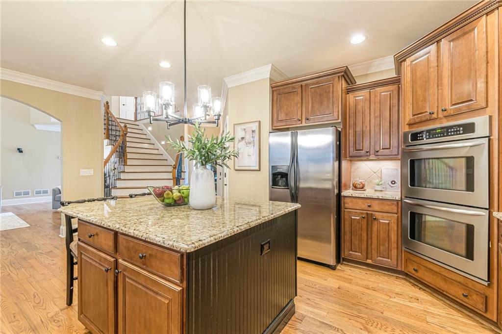 5816 Larch Lane