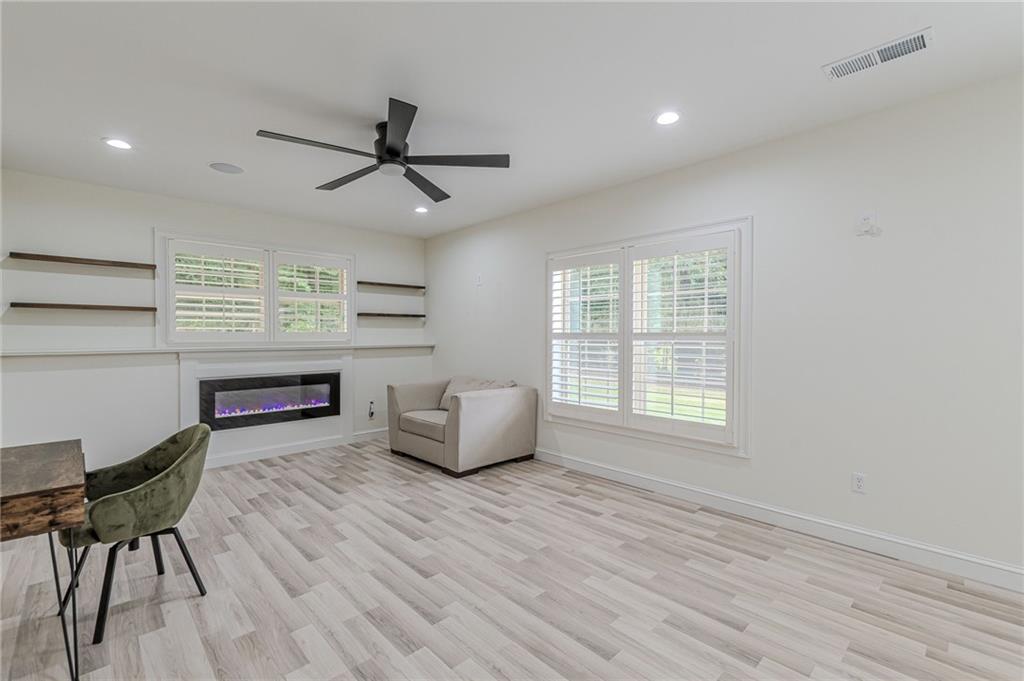 5816 Larch Lane