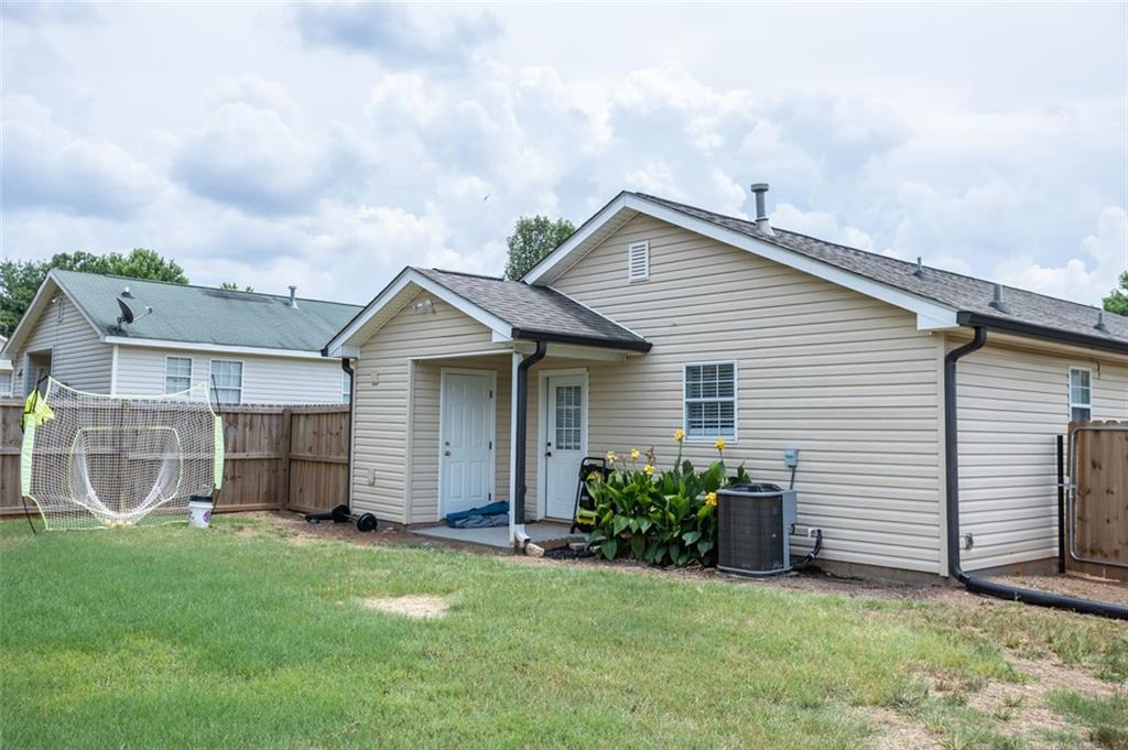 407 Dove Lane