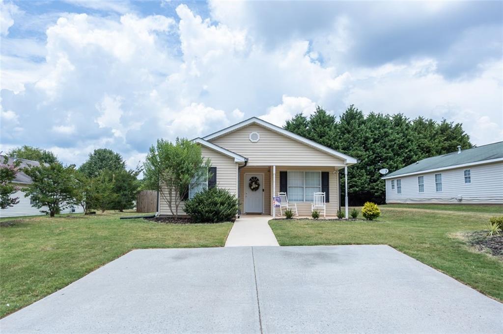 407 Dove Lane
